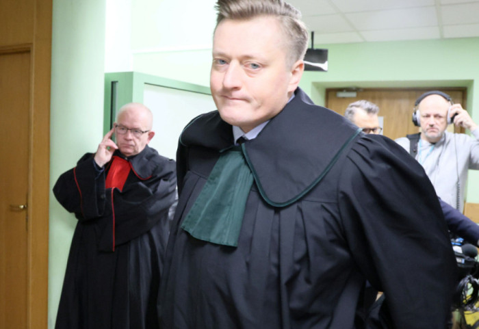 Siostra, której nie ma. Lewandowski wygrał z „Newsweekiem”
