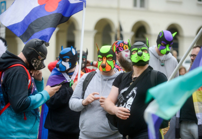 Bosak odpowiada Gawkowskiemu nt. związków partnerskich: sugerujesz, że nic nie rozumiesz z chrześcijaństwa