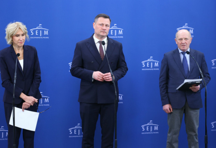 PSL nie wyklucza własnego projektu ws. adopcji dzieci przez pary jednopłciowe