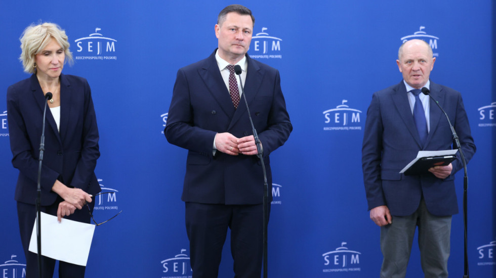 PSL nie wyklucza własnego projektu ws. adopcji dzieci przez pary jednopłciowe