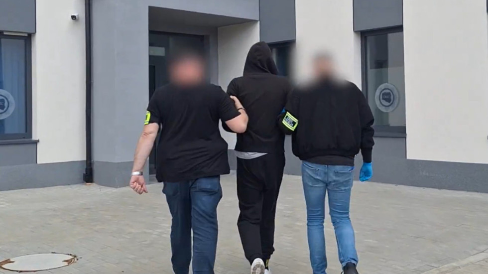 Śledztwo ws. fałszywych alarmów. Trzeci zatrzymany wysyłał już alarmy o bombach