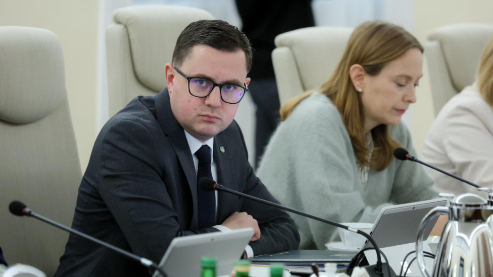 Motyka kontra straż pożarna. Kto wygra wojnę o magazyny energii?