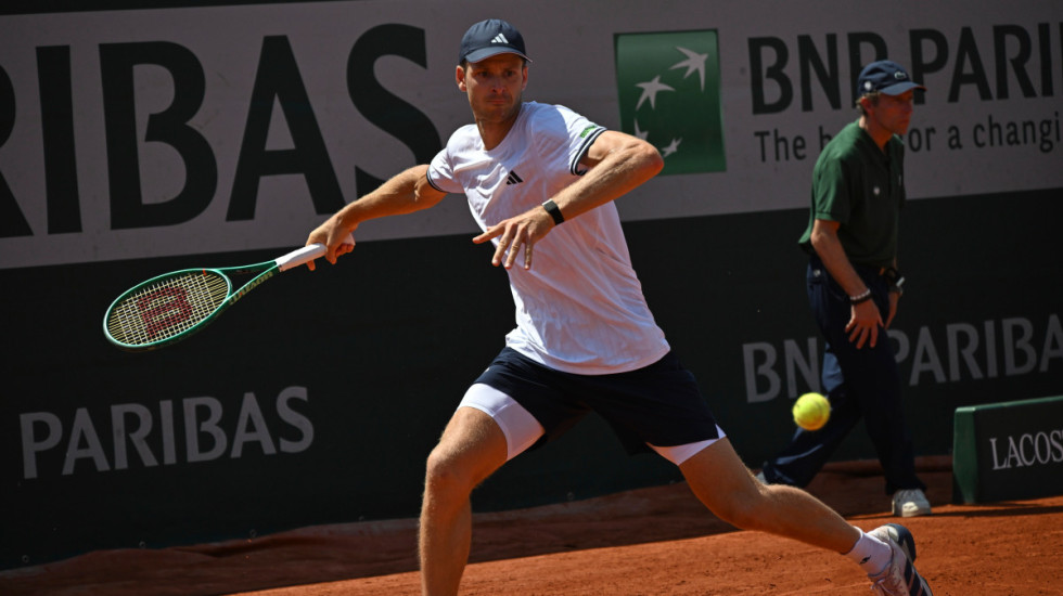 Hurkacz odpada z French Open po prawie pięciogodzinnym boju
