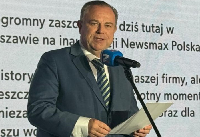 Rzetelne dziennikarstwo i wolność słowa. Telewizja Newsmax Polska rusza w czerwcu