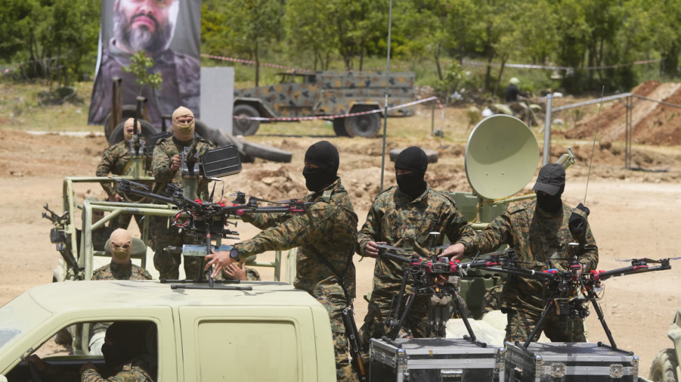 Ataki dronów na Izrael. Hezbollah wykorzystuje taktykę znaną z wojny na Ukrainie