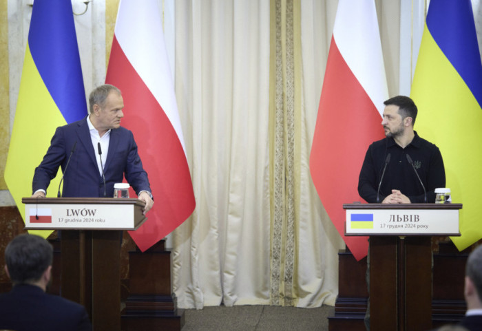 Tusk o nadaniu ukraińskiej jednostce wojskowej imienia UPA. “To niepokojące”