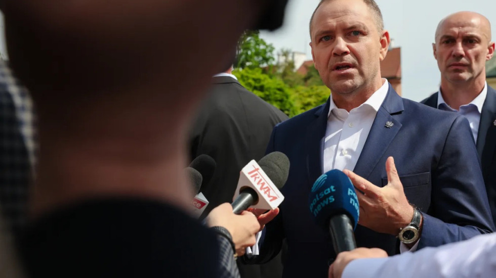 Nawrocki krytykuje Kosiniaka-Kamysza. Spór o polsko-brytyjski traktat bezpieczeństwa