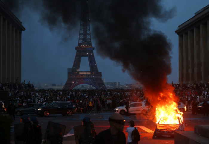Francja “świętuje” zwycięstwo PSG w LM. Ponad 400 osób zatrzymanych